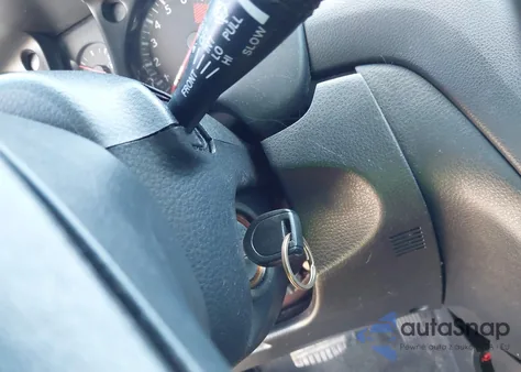 2006 Mitsubishi Outlander Ls из США, поврежденный, VIN JA4LX31F16U013879